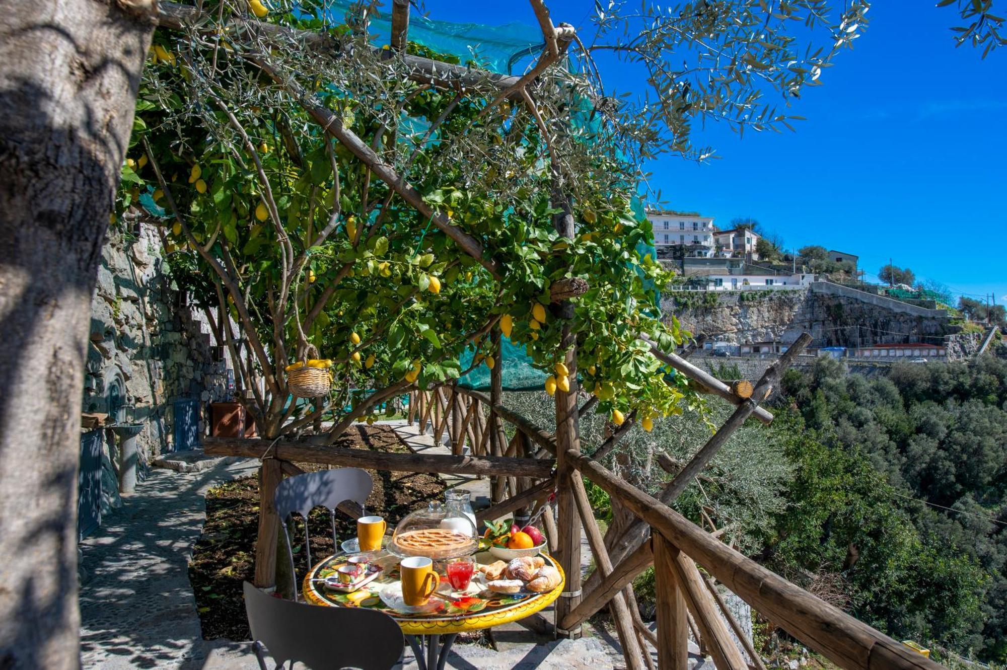Le Contrade By Sosore Holiday Homes -Amalfi Coast Фуроре Екстер'єр фото
