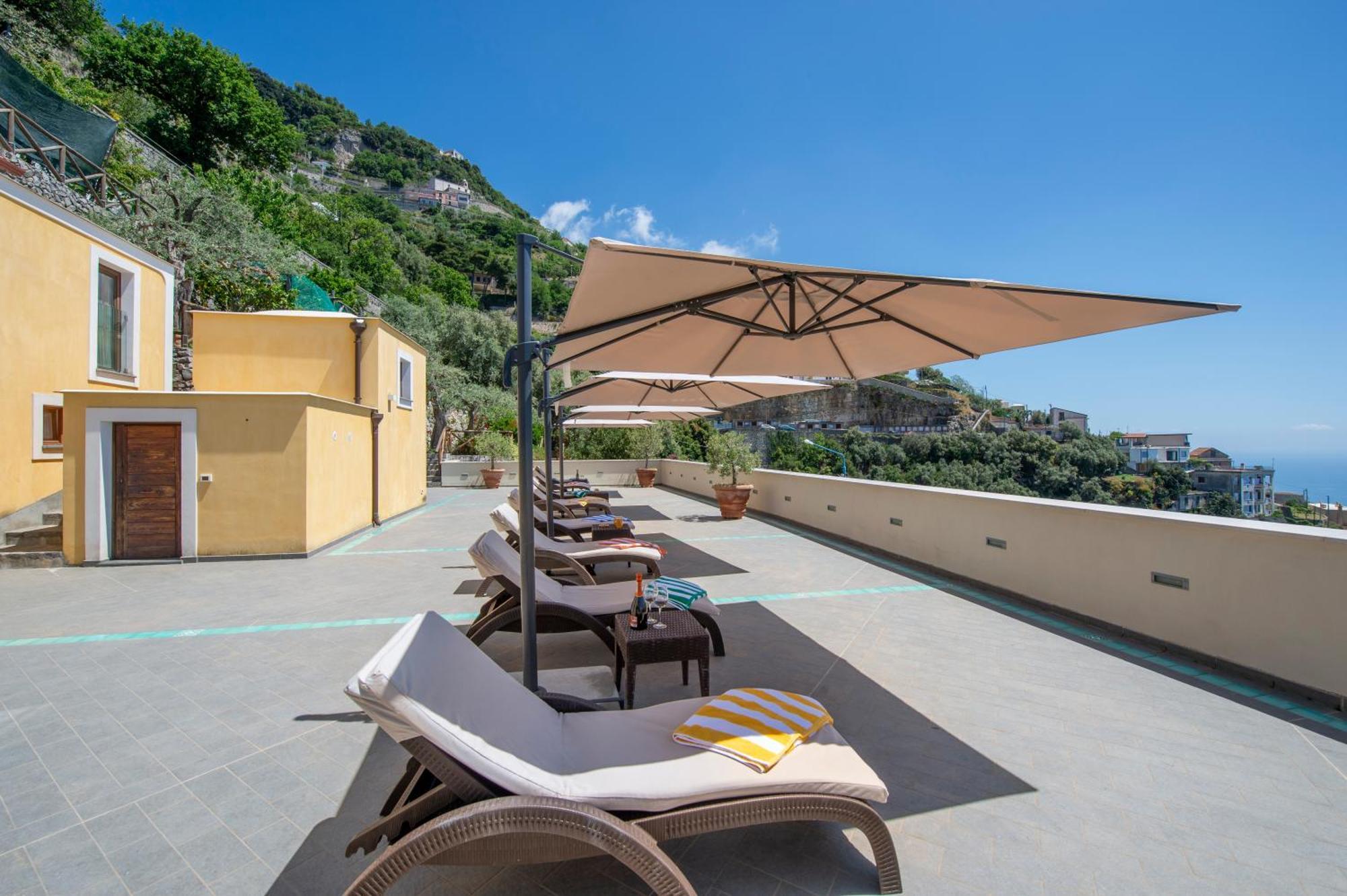 Le Contrade By Sosore Holiday Homes -Amalfi Coast Фуроре Номер фото